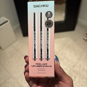 Peel-Off Lip Liner Stay-N Set - sacheu